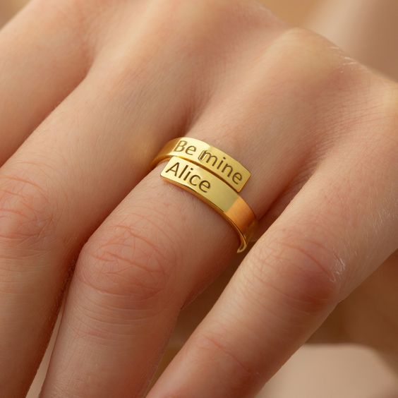 Pin by Manee on Gold rings for weddings | Couple wedding rings, Engagement  rings couple, Wedding ring with name