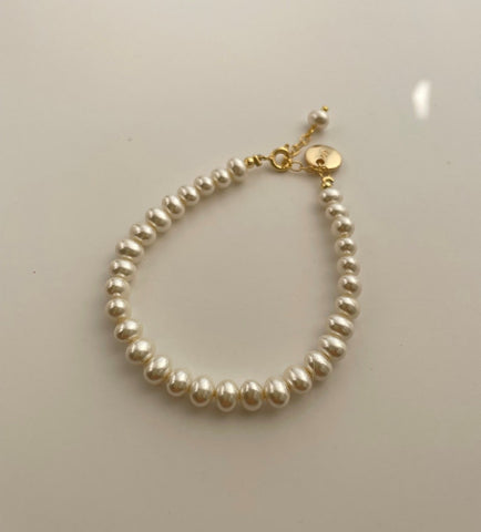 personalized initial shell pearl bracelet